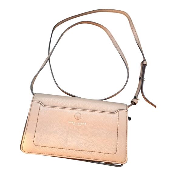 Marc Jacobs Empire City Crossbody Wallet Clutch Tan Pebbled Leather - Picture 1 of 12